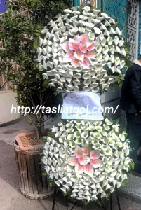 تاج گل های خیریه