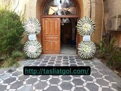 کرایه تاج گل مصنوعی خیریه در اندیشه کرج